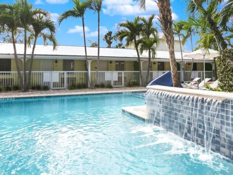 Almond Tree Inn - Adults Only