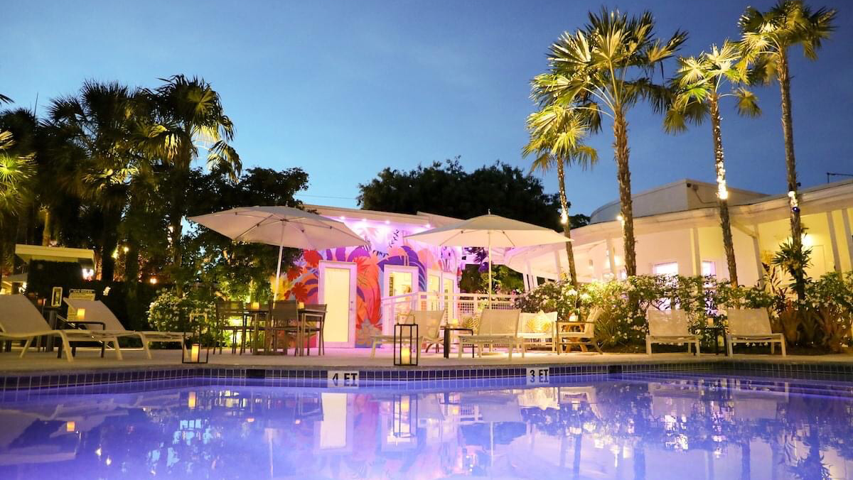 Orchid Key Inn - Adults Only