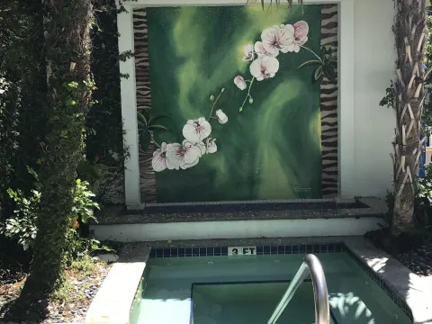 Orchid Key Inn - Adults Only