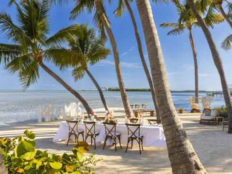 Amara Cay Resort
