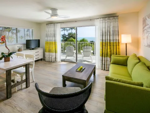 La Siesta Resort & Villas
